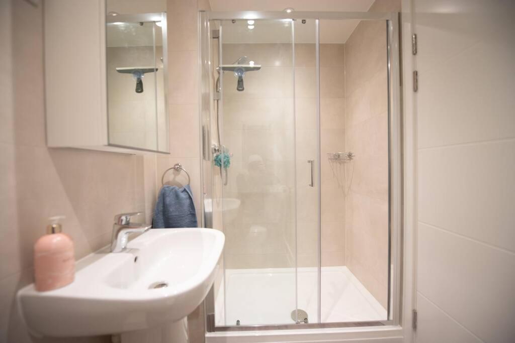 Number 15 Luxurious Two Bedroom Apartment Exmouth Buitenkant foto